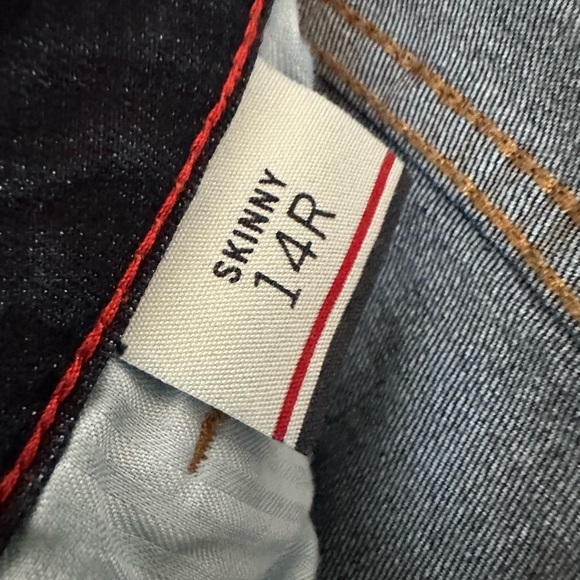 Tommy Hilfiger Skinny Fit Dark Wash Jean Size 14 R NWOT - Picture 9 of 9